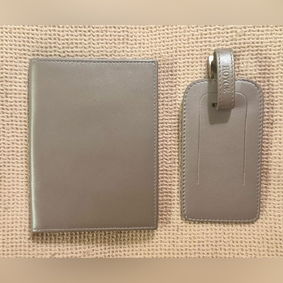 ROYCE New York Handbags - NWOT ROYCE New York Gray Leather Travel Set- Passport Holder & Luggage Tag